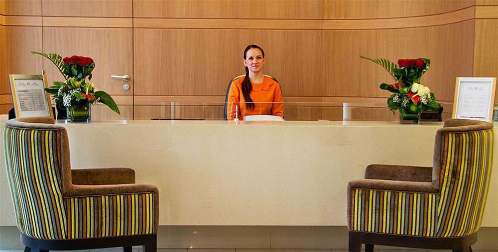 Oaks Liwa Executive Suites Abu Dhabi Exterior photo