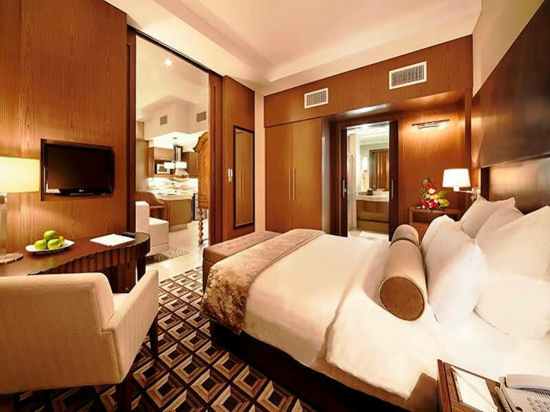Oaks Liwa Executive Suites Abu Dhabi Exterior photo